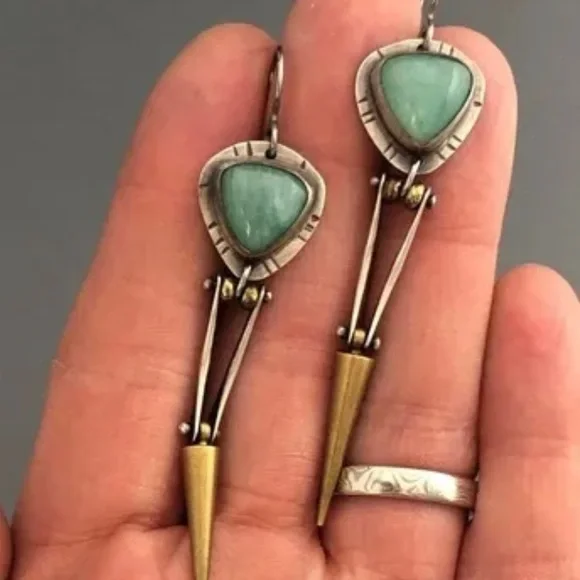 🎉HP🎉 🦋 3/$24 Turquoise enamel earrings with gold and silver tone - Picture 3 of 4